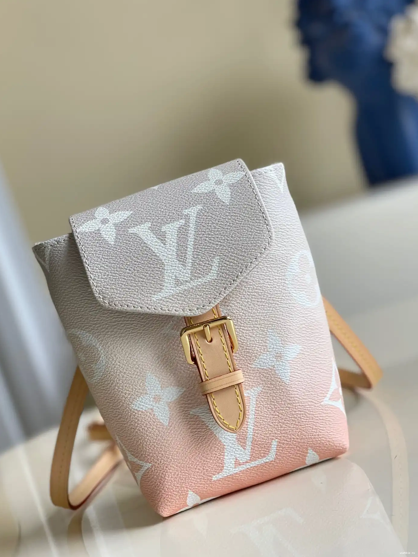 WIS VUITTON BACKPACK LOUIS TINY 0606